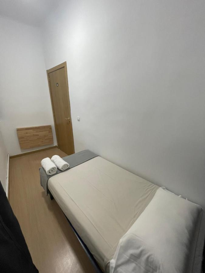 Toledo Habitaciones Мадрид Екстериор снимка