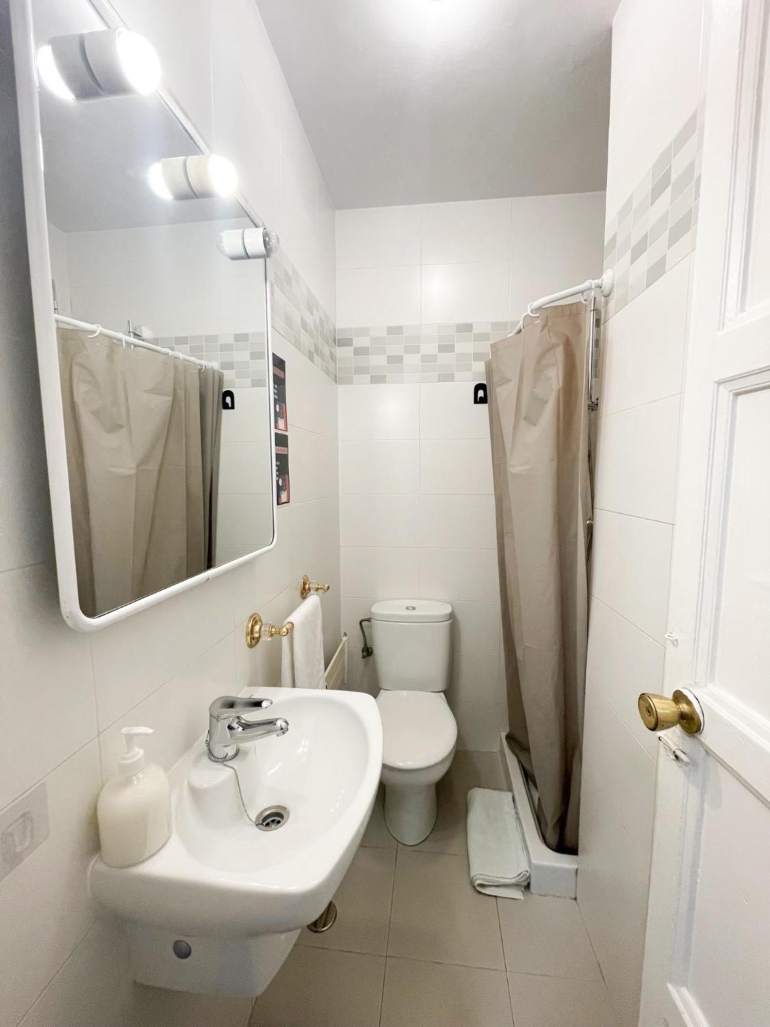 Toledo Habitaciones Мадрид Екстериор снимка